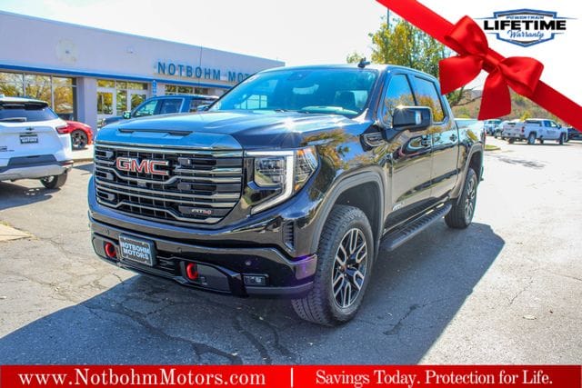 2023 GMC Sierra 1500 AT4's photo