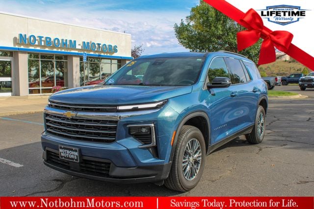 2025 Chevrolet Traverse LT's photo