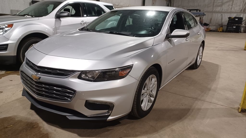 2016 Chevrolet Malibu 1LT's photo