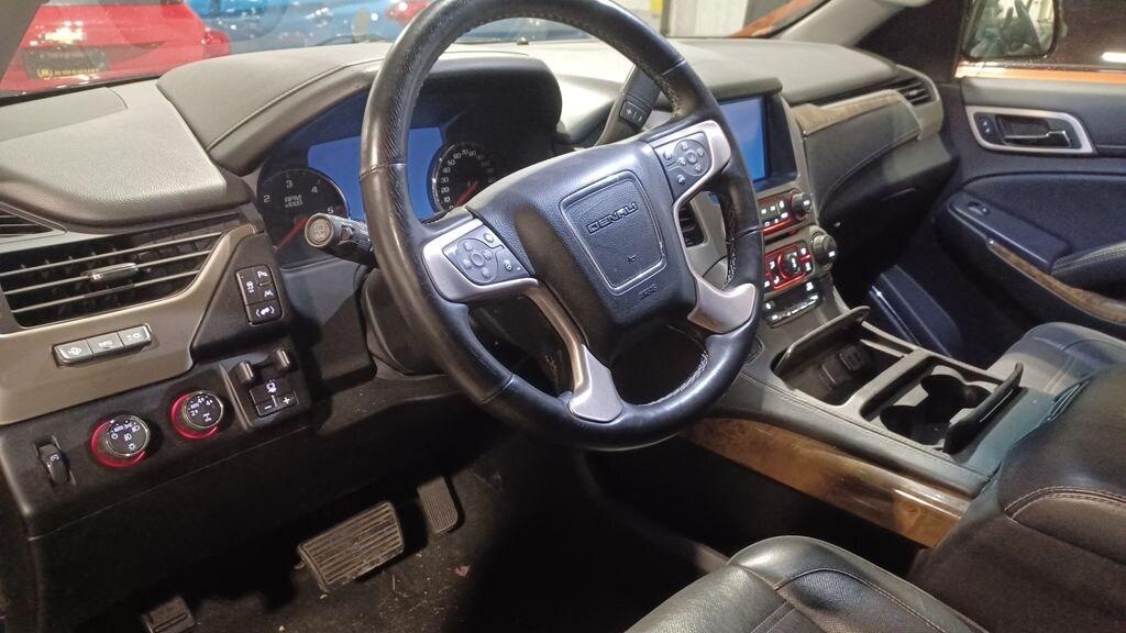 Used 2016 GMC Yukon XL Denali SUV