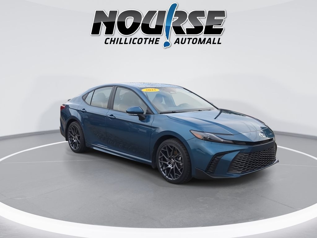 Used 2025 Toyota Camry SE Sedan