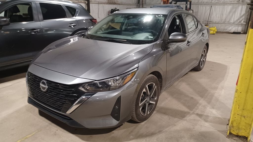 2024 Nissan Sentra SV's photo