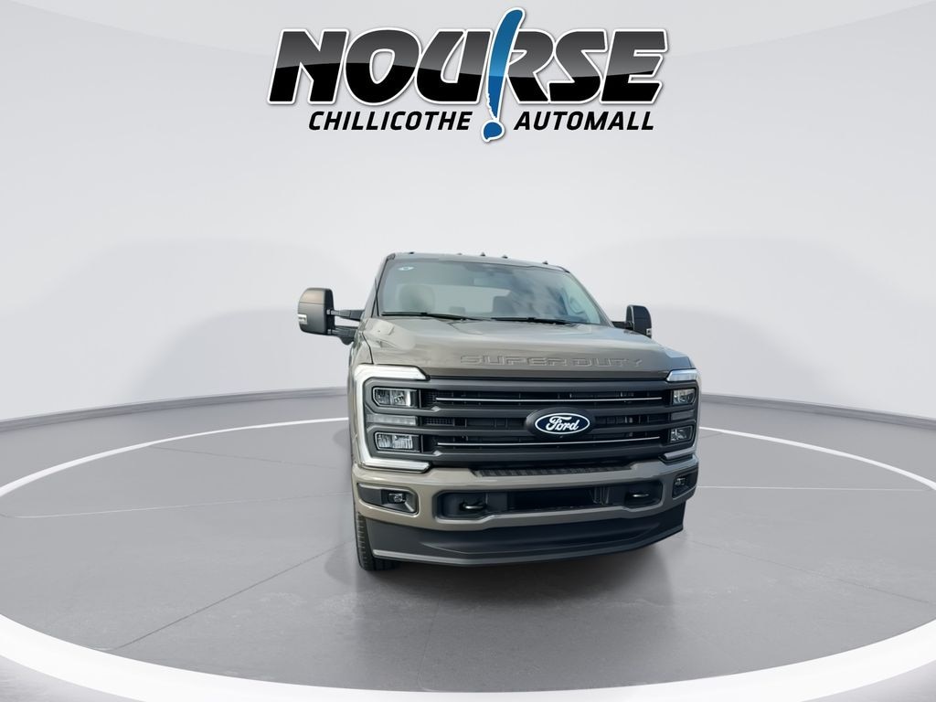 New 2027 Ford F-250 XLT Truck Crew Cab