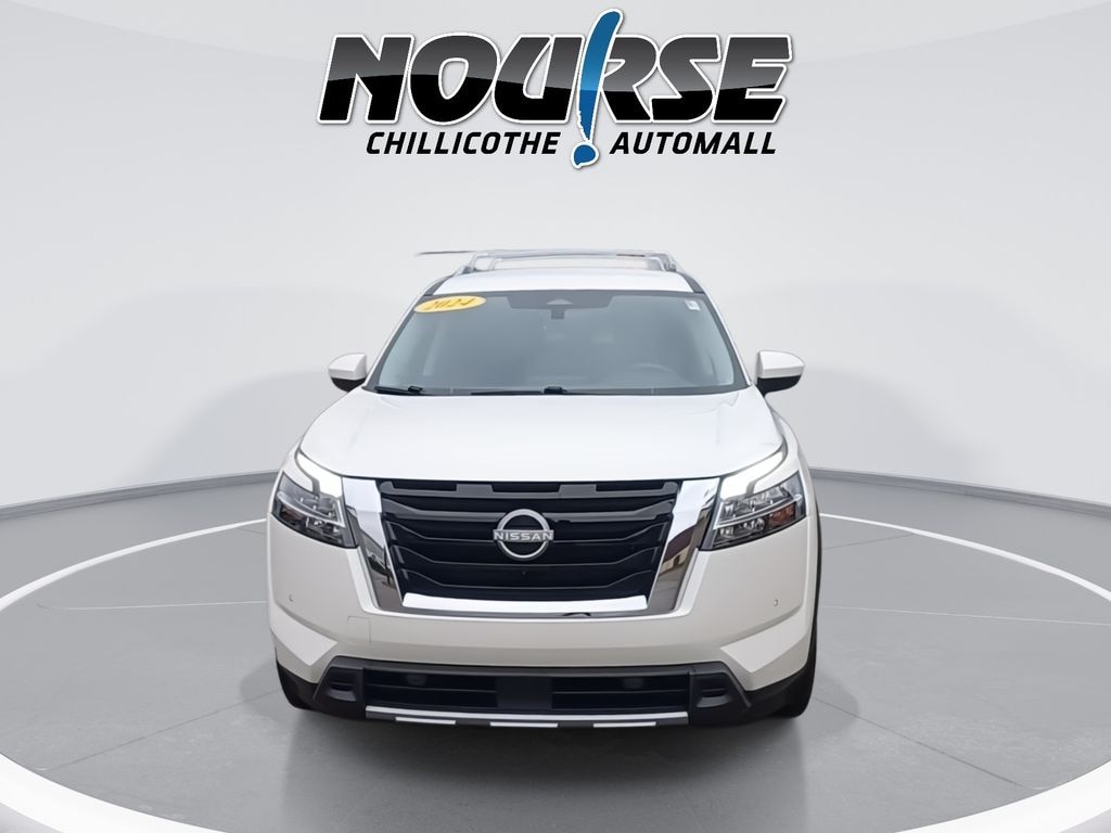 Used 2024 Nissan Pathfinder SL SUV