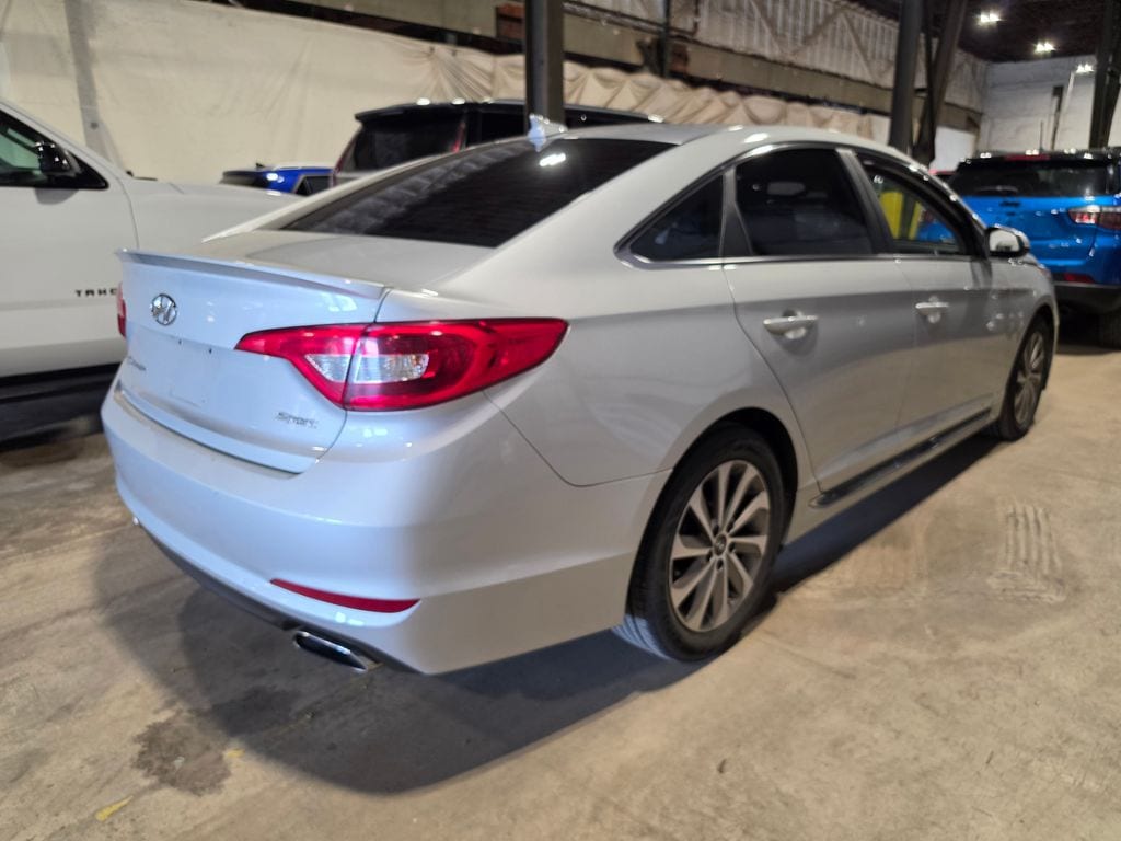 Used 2017 Hyundai Sonata Sport with VIN 5NPE34AF8HH542131 for sale in Chillicothe, OH