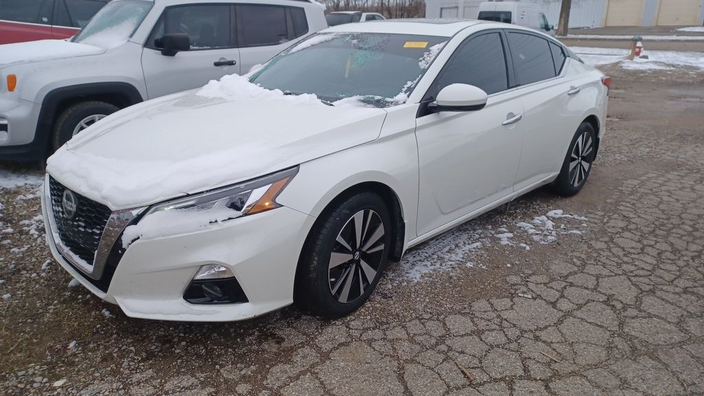 Used 2022 Nissan Altima 2.5 SL Sedan