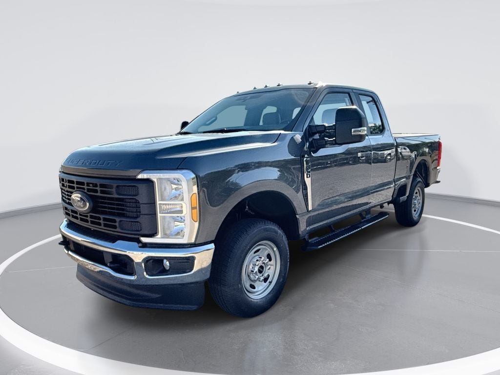 2026 Ford F-350 Truck Super Cab  2026 Ford F-350 Truck Super Cab