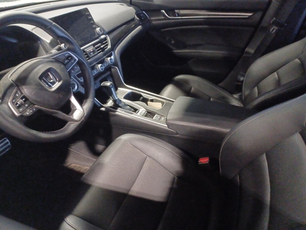 2020 Honda Accord Sport photo 3