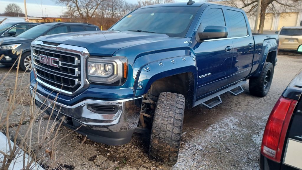 2017 GMC Sierra 1500 SLE's photo