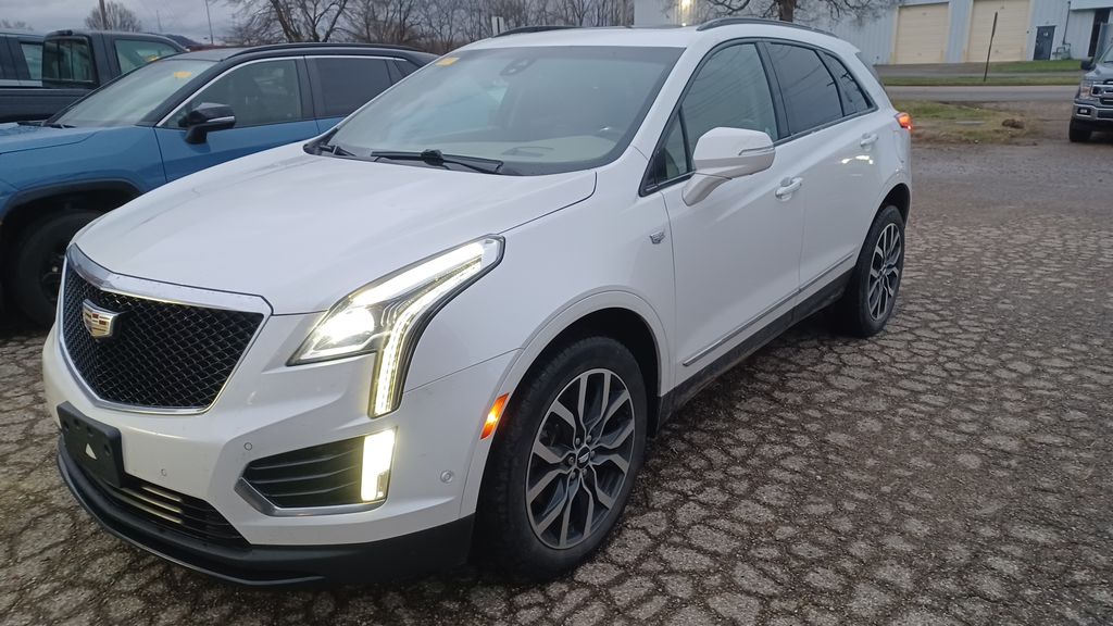2021 Cadillac XT5 Sport's photo