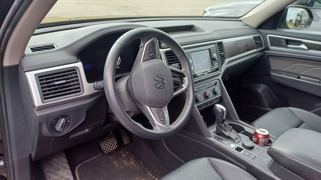 Used 2023 Volkswagen Atlas 2.0T SE SUV
