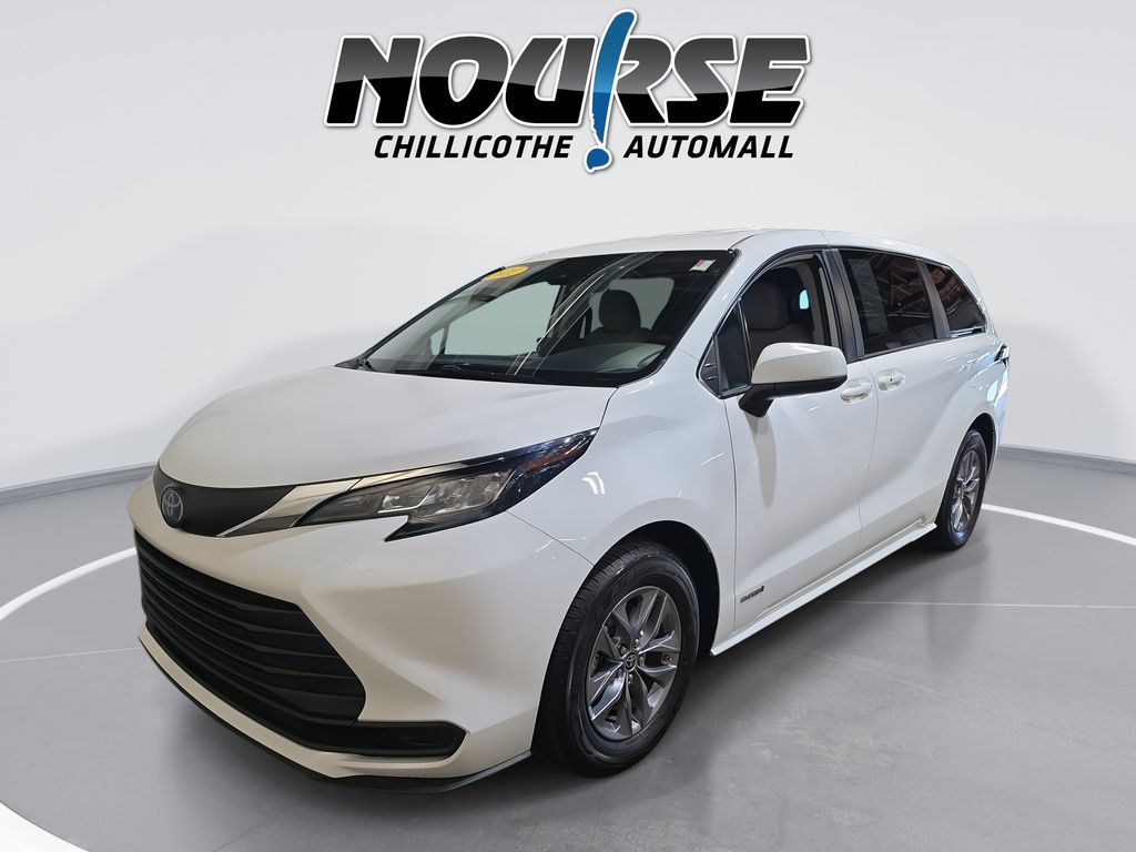 2021 Toyota Sienna Minivan/Van 