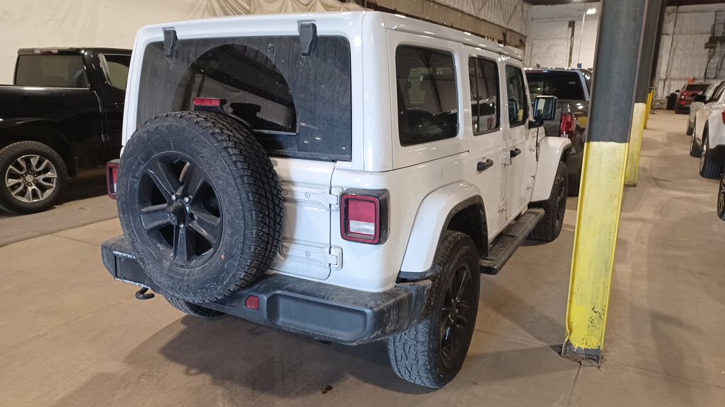 2023 Jeep Wrangler Altitude photo 2