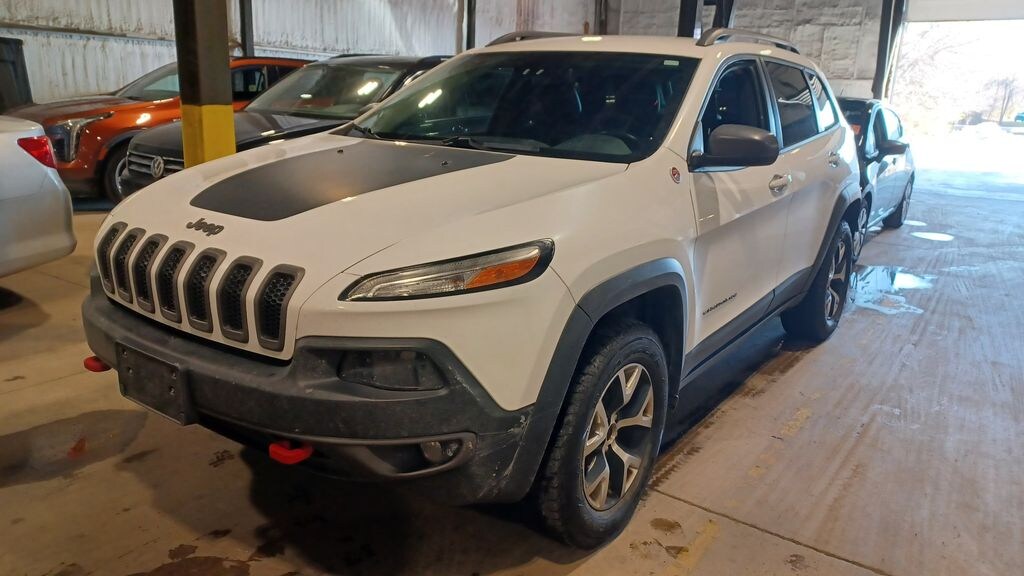 Used 2016 Jeep Cherokee Trailhawk SUV
