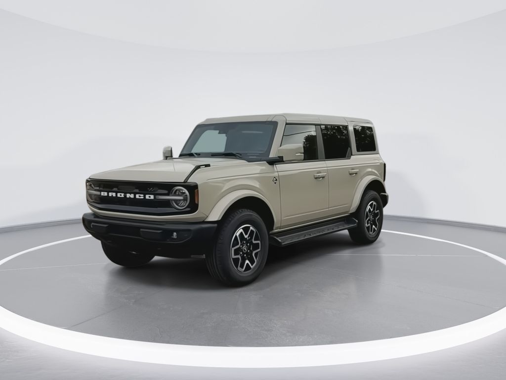 2025 Ford Bronco Outer Banks photo 4