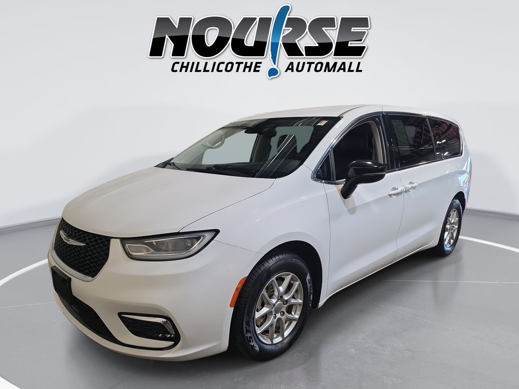 2024 Chrysler Pacifica
