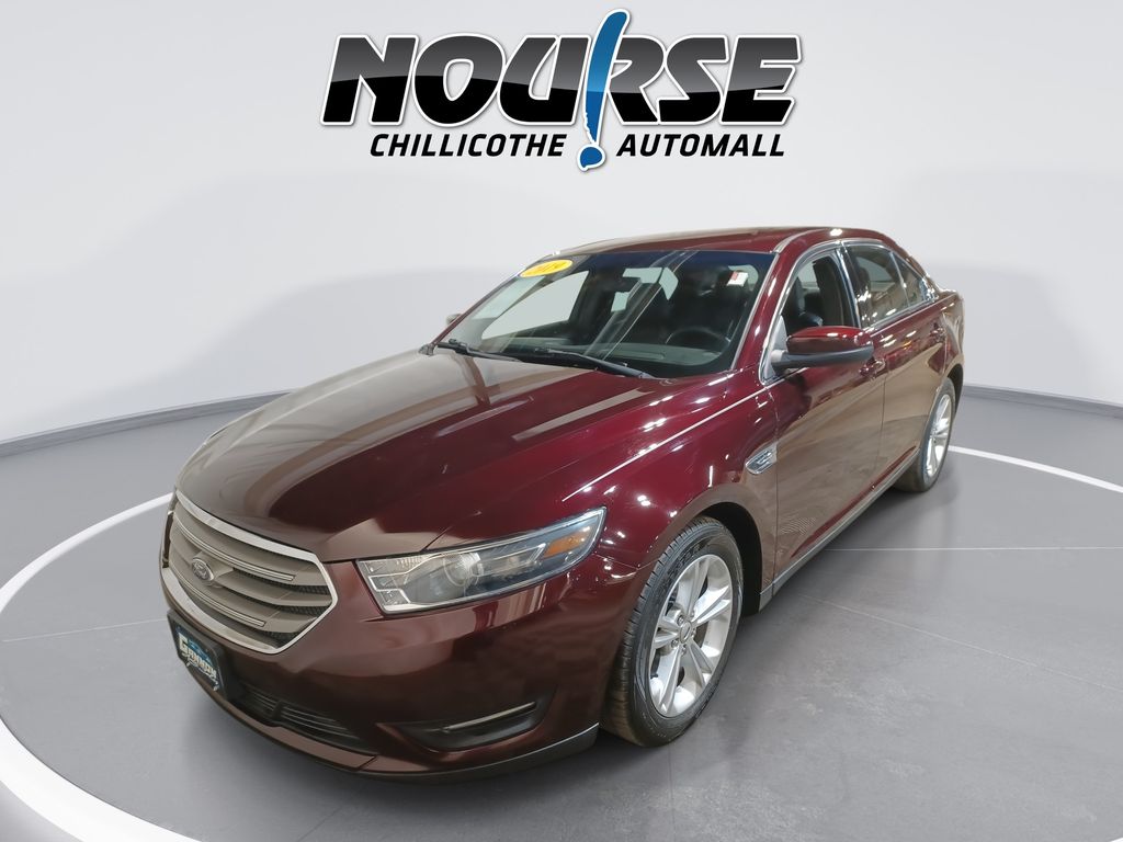 2019 Ford Taurus SEL's photo