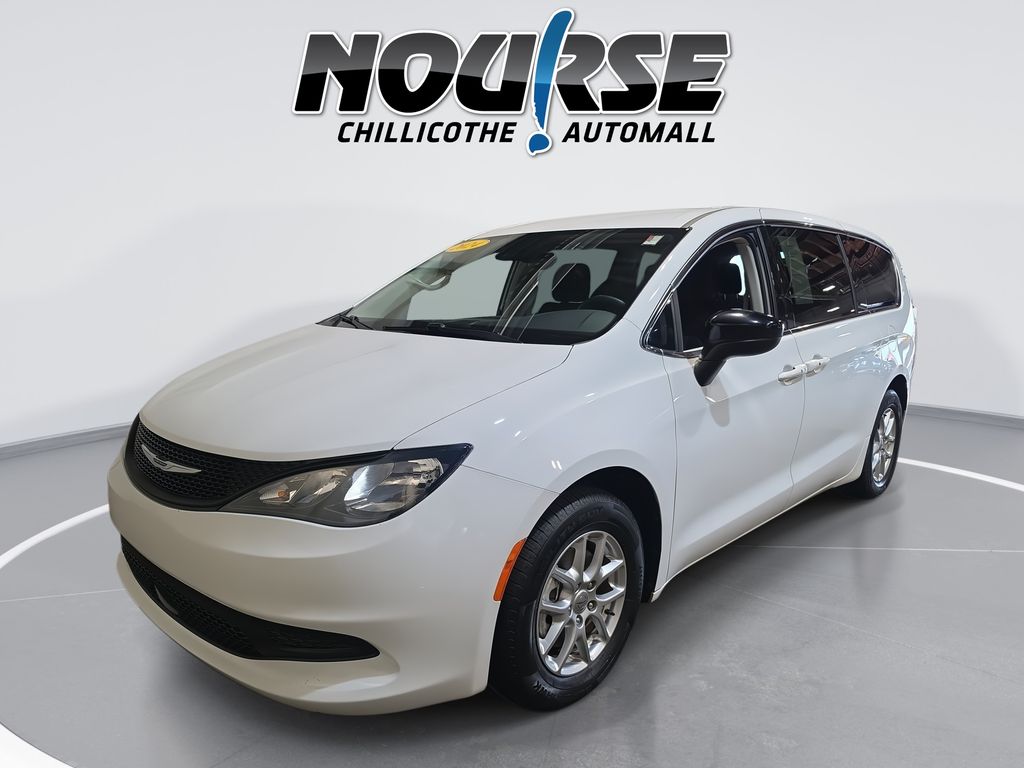2024 Chrysler Voyager