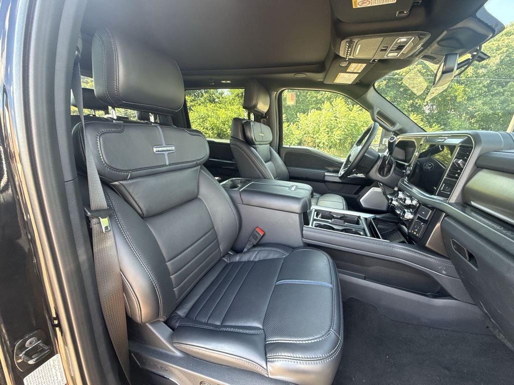 2026 Ford F-350 Super Duty Platinum - Photo 26