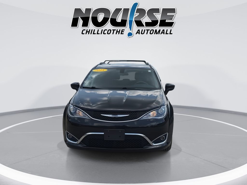 Used 2018 Chrysler Pacifica Touring L Minivan/Van