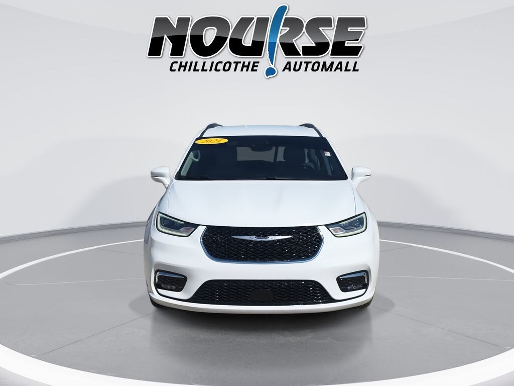 Used 2021 Chrysler Pacifica Touring L Minivan/Van