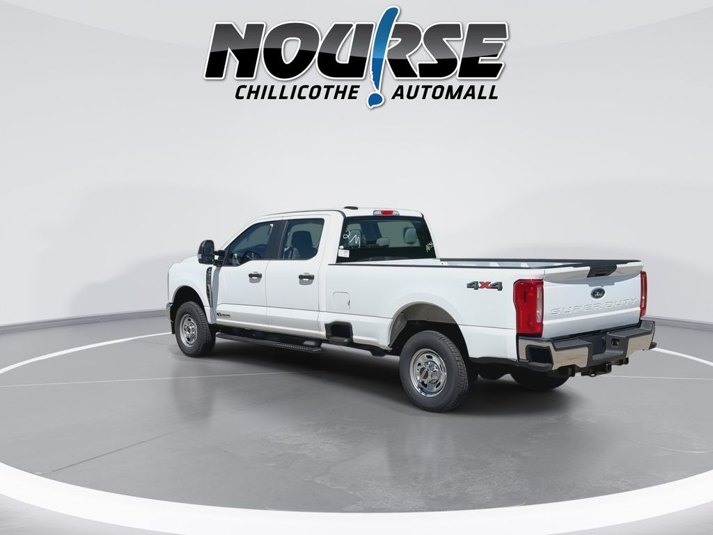 2026 Ford F-350 Super Duty XL - Photo 6