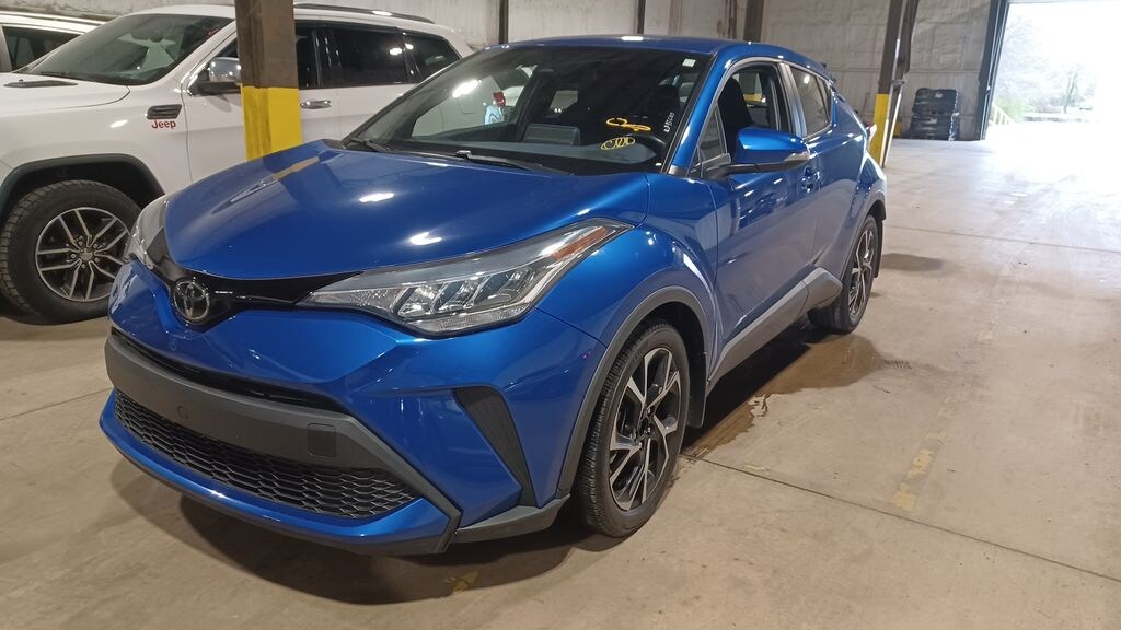 Used 2022 Toyota C-HR XLE SUV