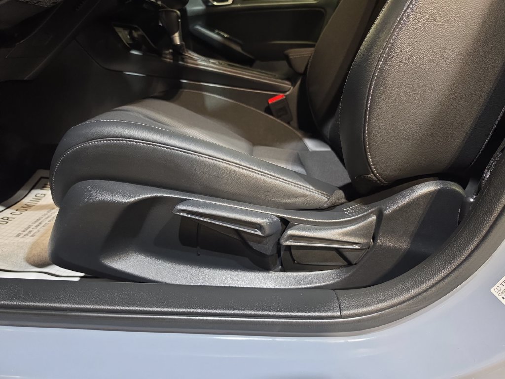 2024 Honda Civic Sport - Photo 14