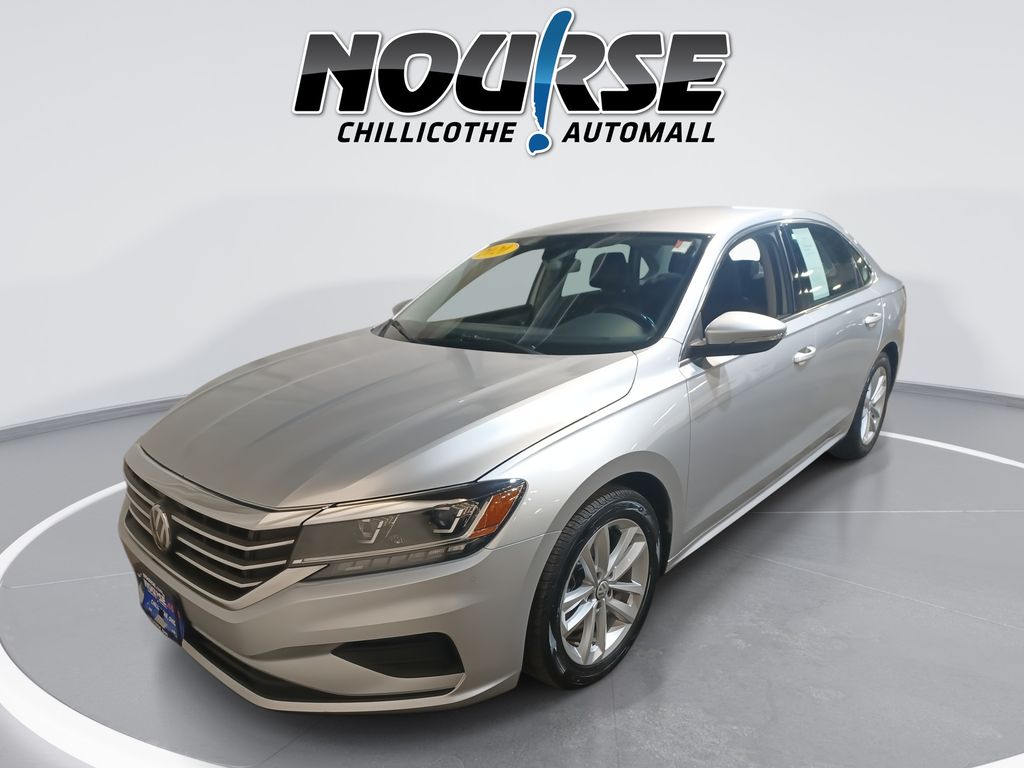 2020 Volkswagen Passat SE's photo