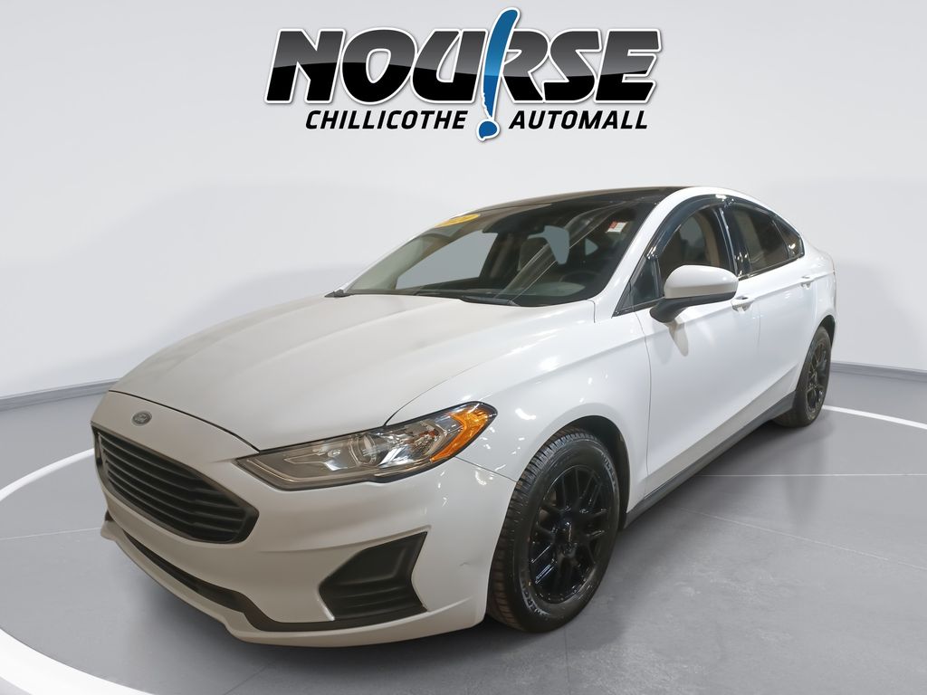 2020 Ford Fusion S's photo