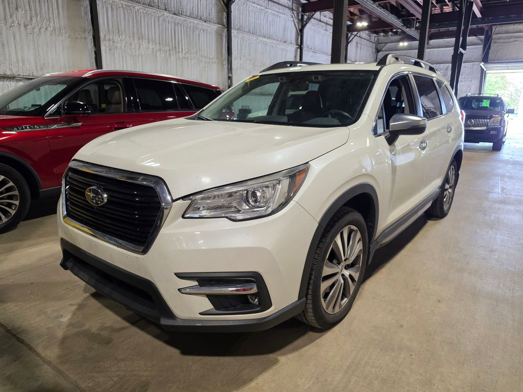 2022 Subaru Ascent Touring's photo