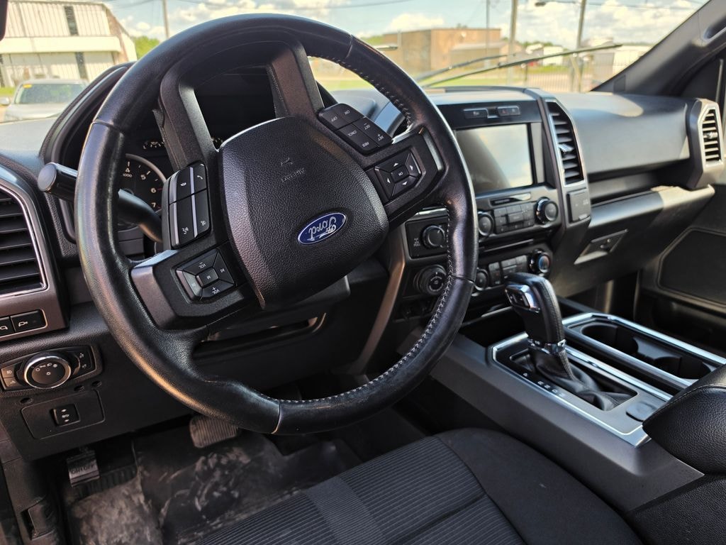 Used 2017 Ford F-150 XLT Truck