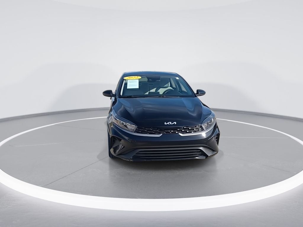 2022 Kia Forte LXS photo 3