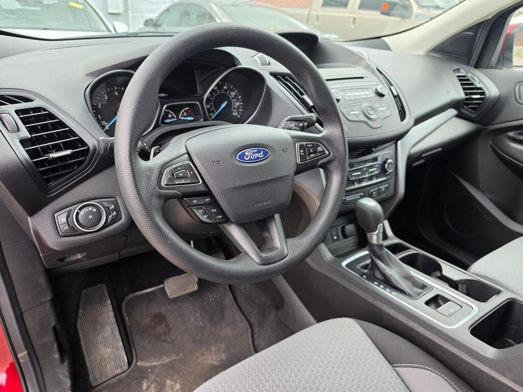 Used 2017 Ford Escape SE SUV