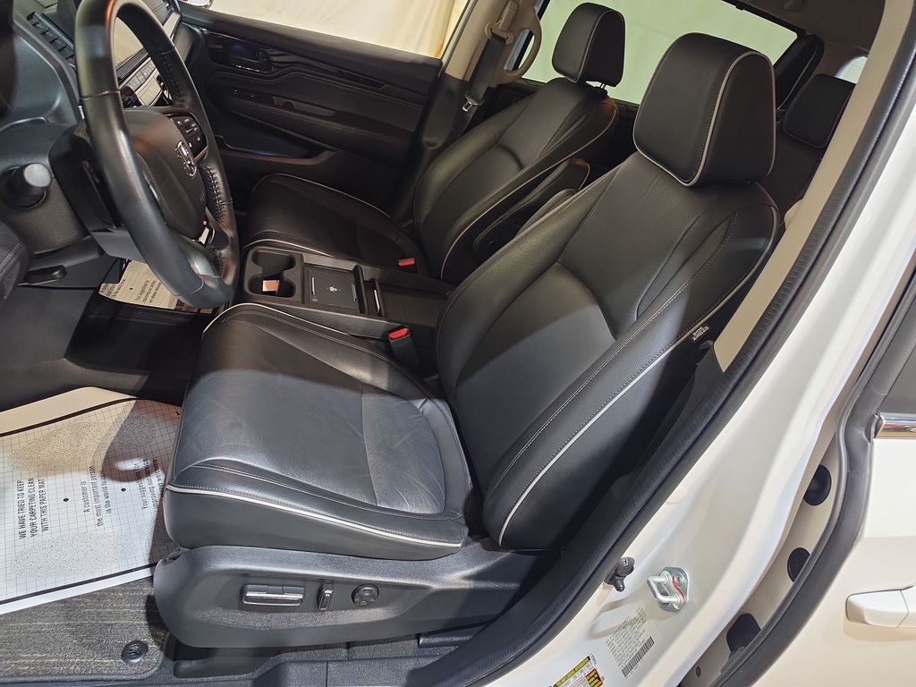 2025 Honda Odyssey Touring - Photo 13