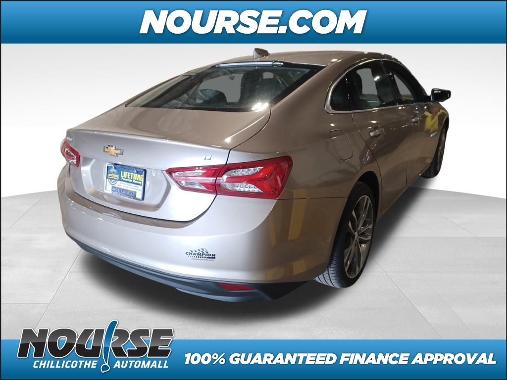 2023 Chevrolet Malibu Premier photo 2