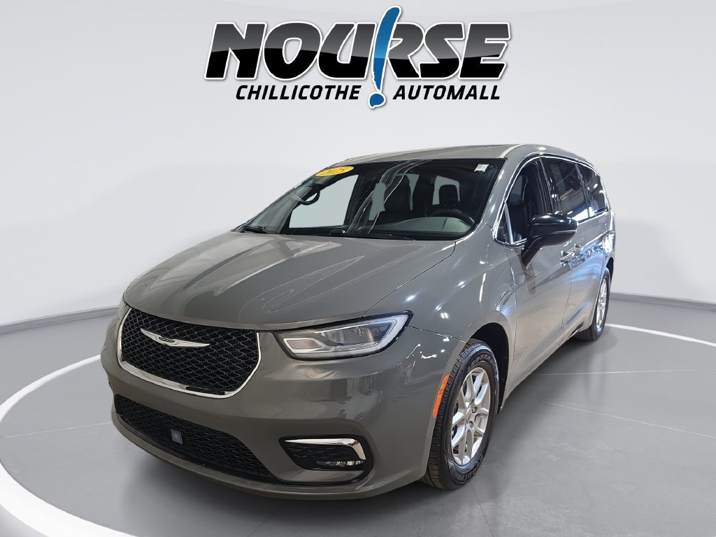  Chrysler Pacifica
