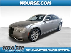 2017 Chrysler 300 Limited Sedan 2C3CCAAG6HH588052