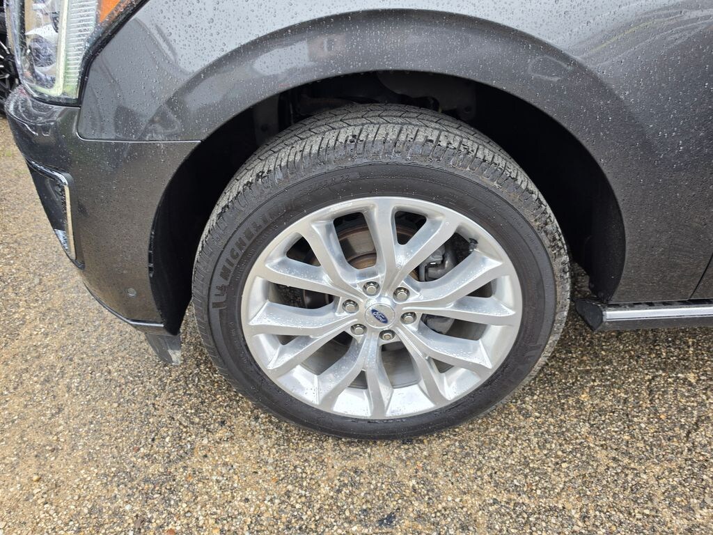 Used 2018 Ford Expedition Platinum SUV