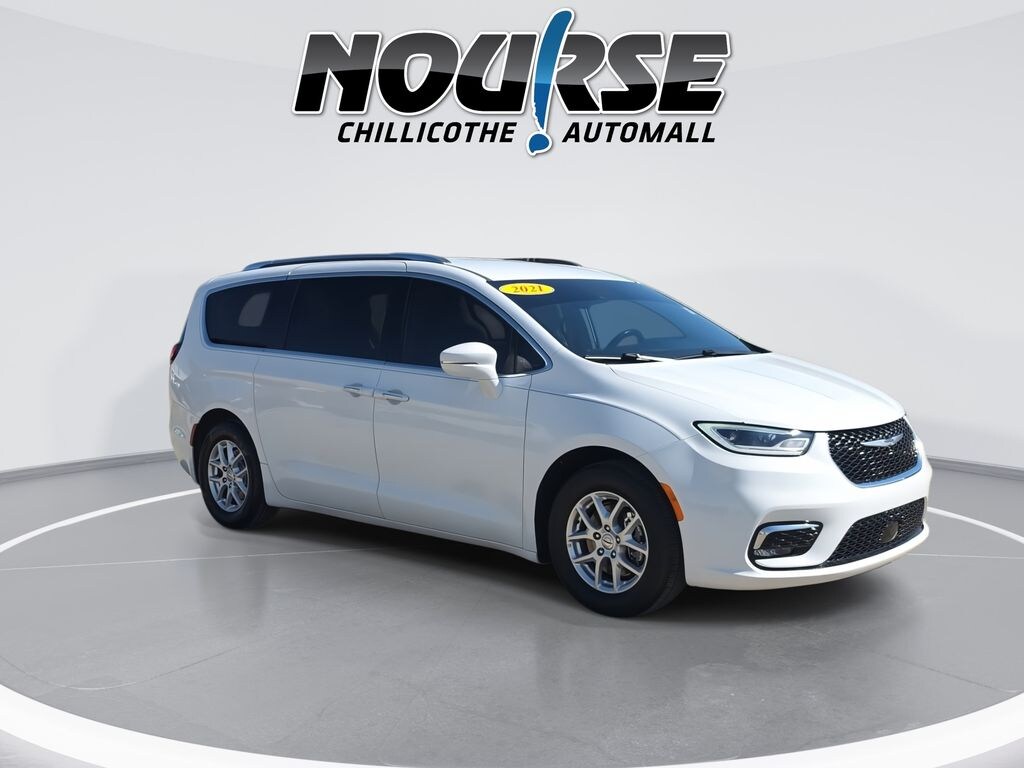 Used 2021 Chrysler Pacifica Touring L Minivan/Van