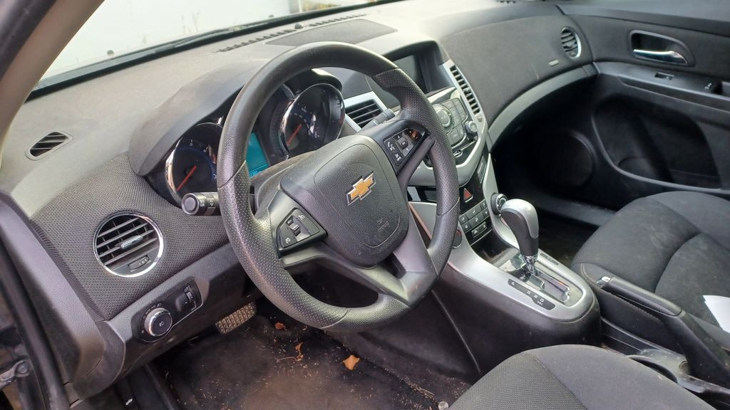 Used 2016 Chevrolet Cruze Limited 1LT Sedan