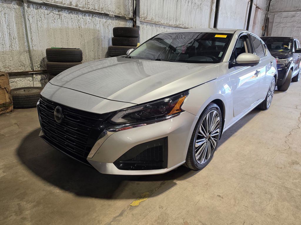 2023 Nissan Altima SL