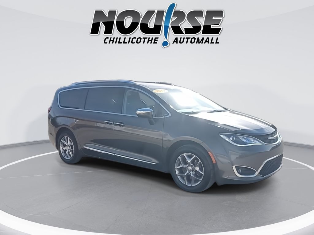 Used 2019 Chrysler Pacifica Limited Minivan/Van