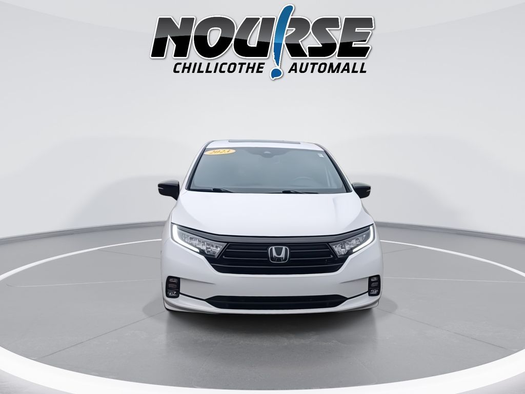 2023 Honda Odyssey Sport photo 3
