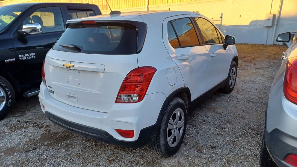 Used 2018 Chevrolet Trax LS SUV
