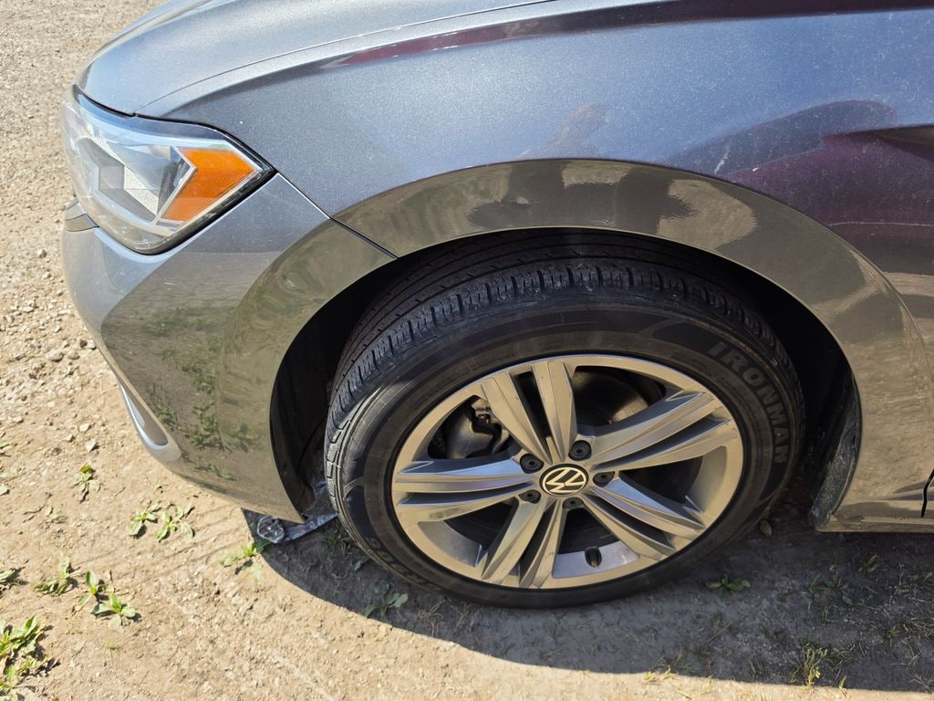 Used 2024 Volkswagen Jetta 1.5T SE Sedan