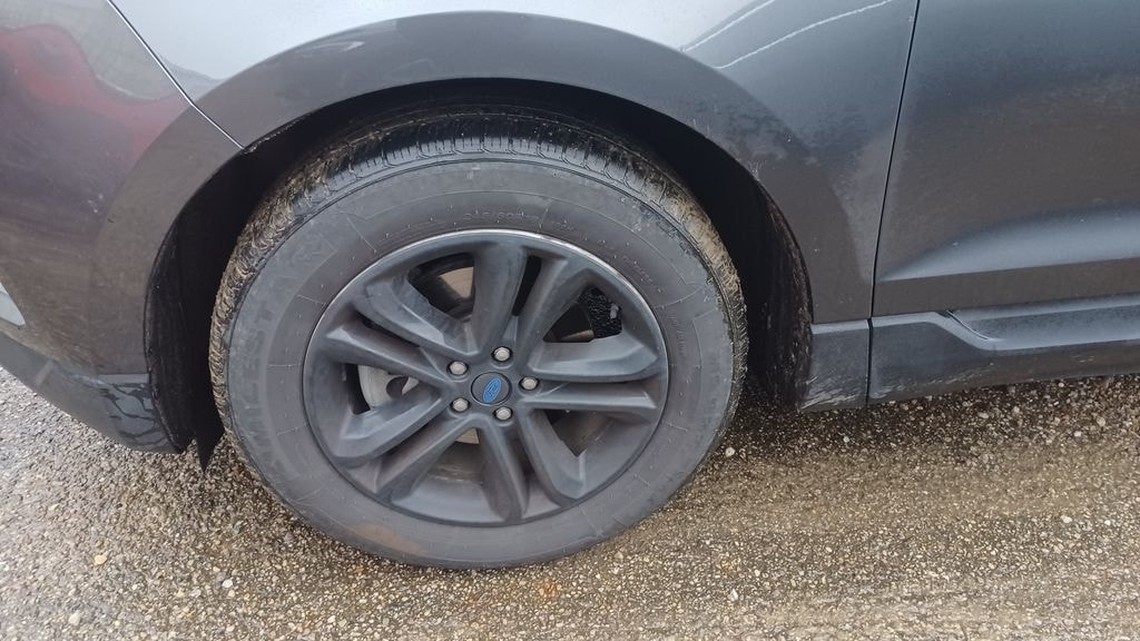 Used 2020 Ford Edge SEL SUV