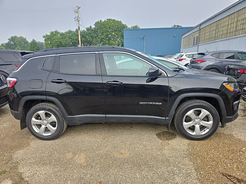 Used 2018 Jeep Compass Latitude SUV