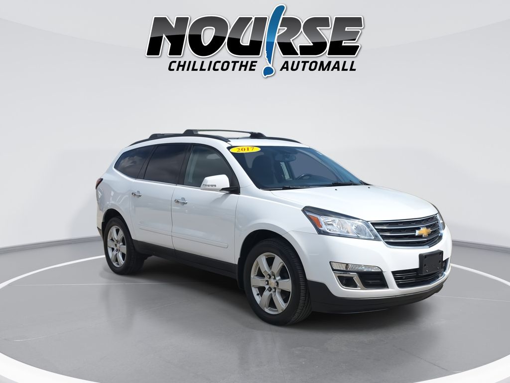 Used 2017 Chevrolet Traverse 1LT with VIN 1GNKVGKD9HJ256413 for sale in Chillicothe, OH