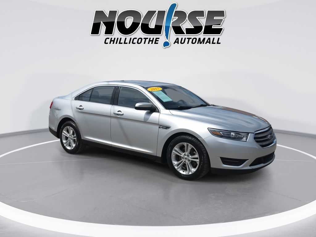 Used 2017 Ford Taurus SEL with VIN 1FAHP2H87HG109861 for sale in Chillicothe, OH